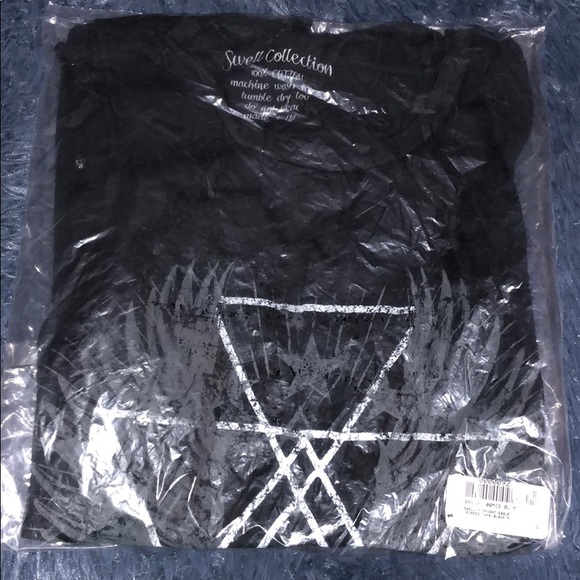 🆕Swell Midnight Eagle Ripped Tank - Picture 5 of 5